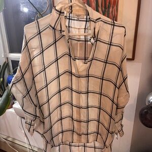 Oversized Aritzia Wilfred shirt + read description